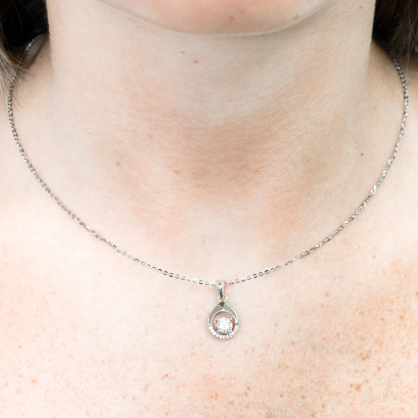 Silver Sparkle Pendant necklace