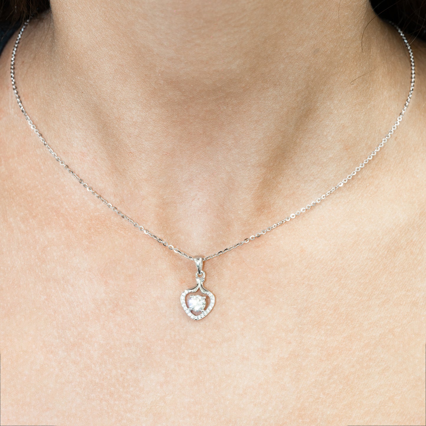 Silver Sparkling Teardrop Pendant Necklace