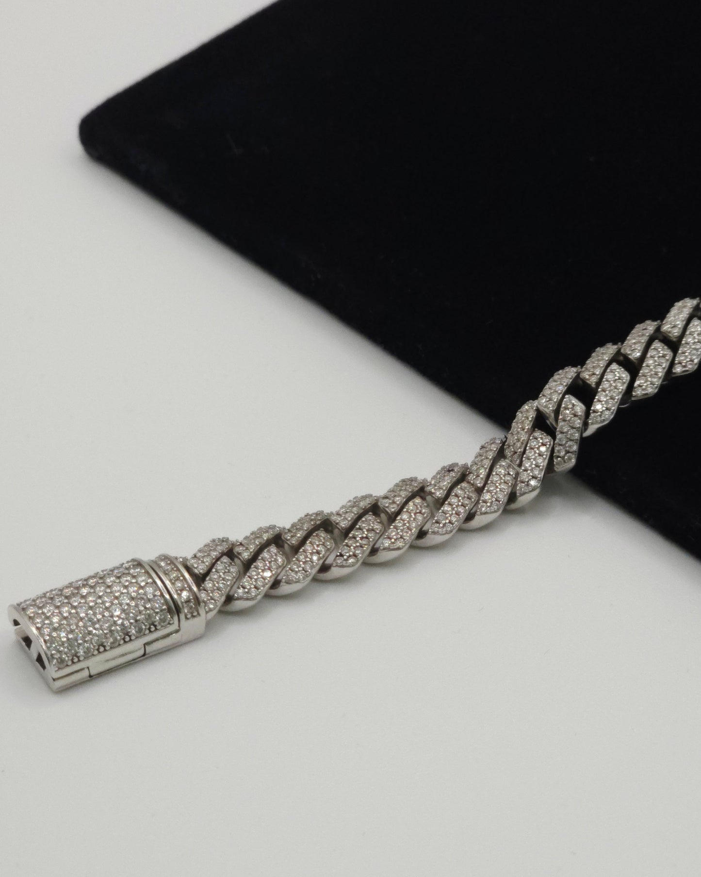 Stunning 8mm Sterling Silver Micro Pavé Moissanite Bracelet - 8'' - VVS1.1 Clarity & GRA Certified
